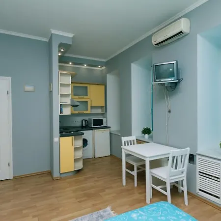 Апартаменти Hotrent Sity Studio